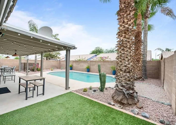 Sunkissed Private Pool 3br Oasis W Outdoor Lounge Ferienhaus